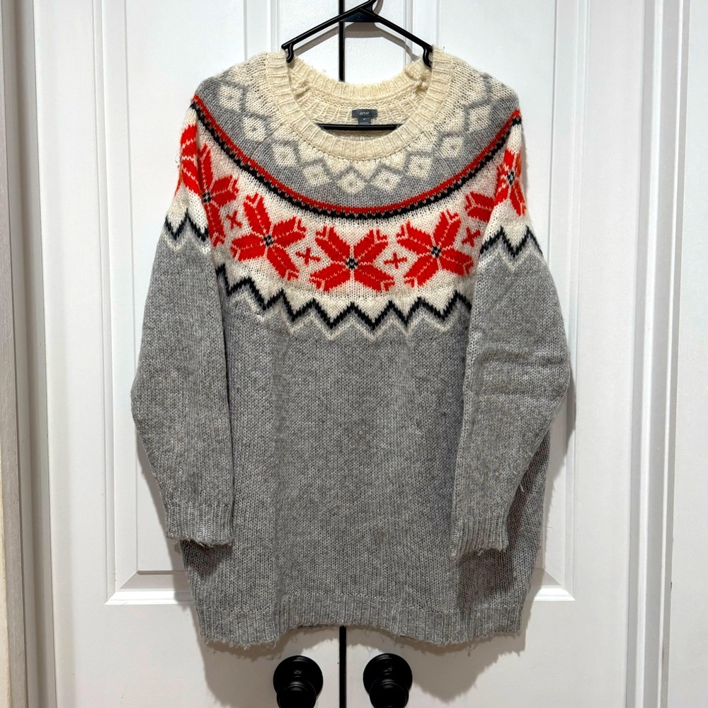Women’s aerie Icelandic sweater.